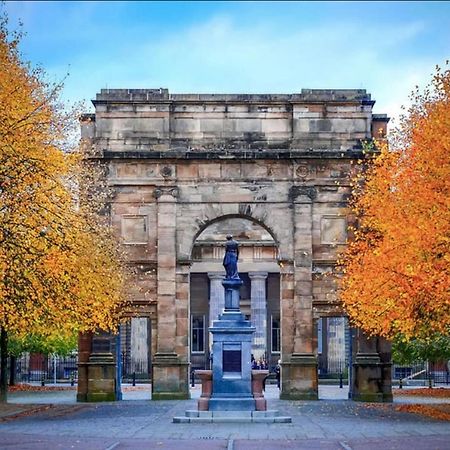 Glasgow Green Park Home Exterior photo
